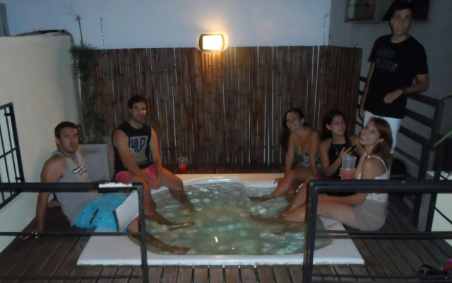 Sabatico Travelers Hostel & Guesthouse