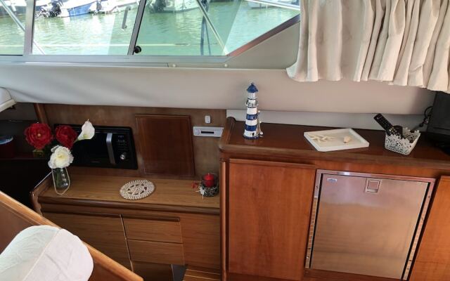 Yacht Suite Civitavecchia