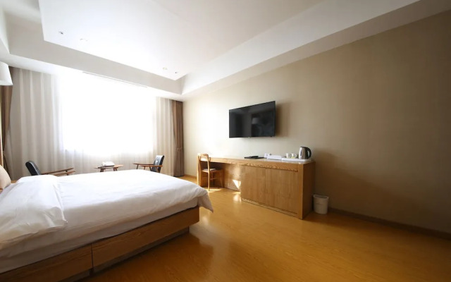 Lake 45 Hotel