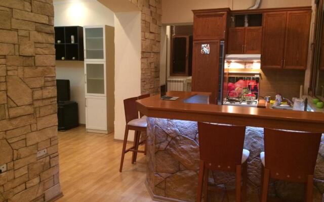 River View Apartment in the center of the city