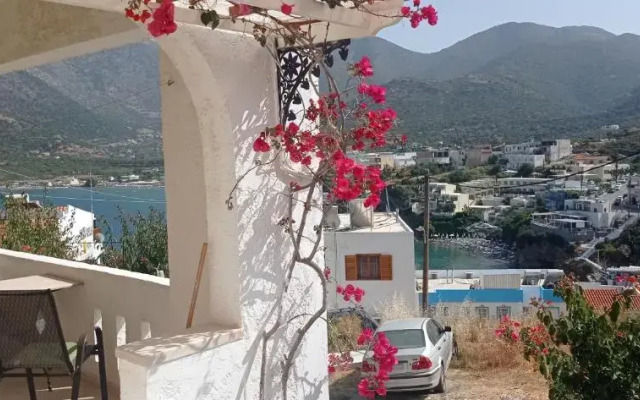 Dimitris Apartments
