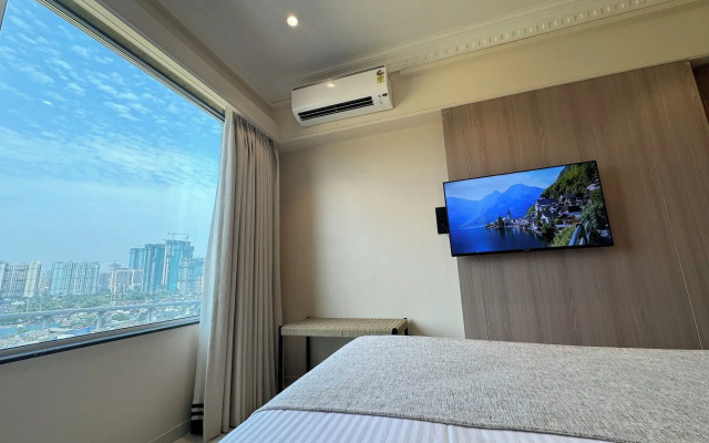 Hotel Mumbai House - Malad Valnai