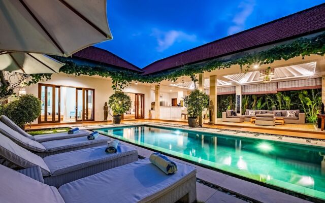 Villa Martini in the heart of Seminyak