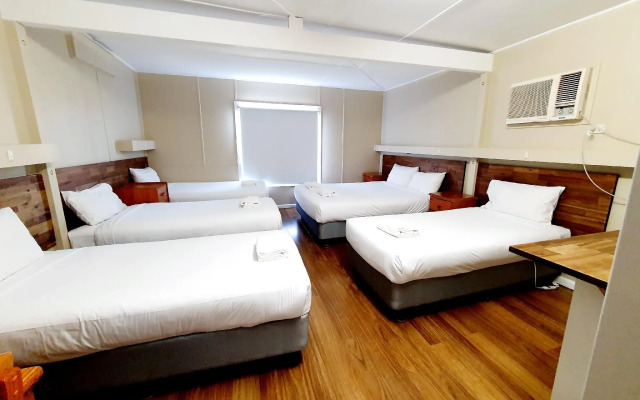 Ardeanal Motel West Wyalong