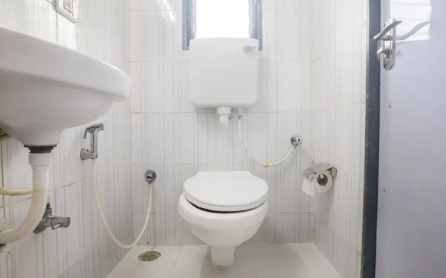 FabHotel National Residency Chembur