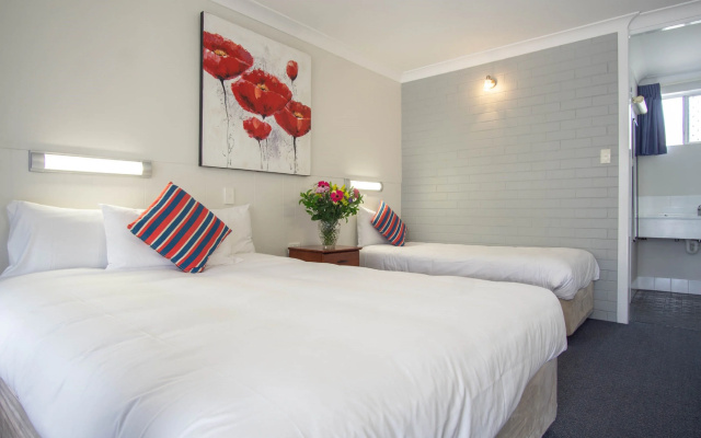 Acacia Motor Inn – Guest Rooms – Bundaberg