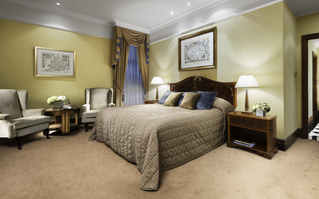 St. James' Court, A Taj Hotel, London