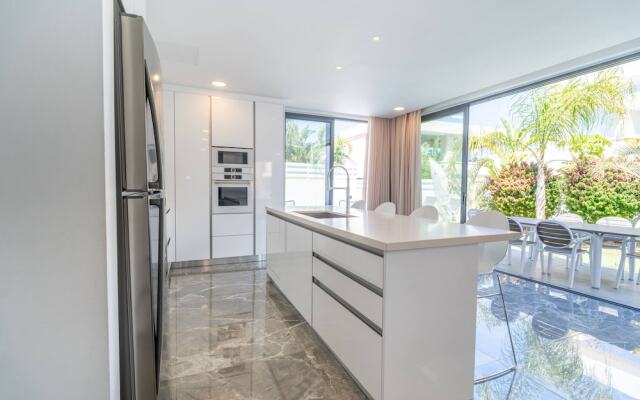 Phaedrus Living Luxury Villa Panorama(No Front Desk Please Contact The Property 5 Days In Advance)