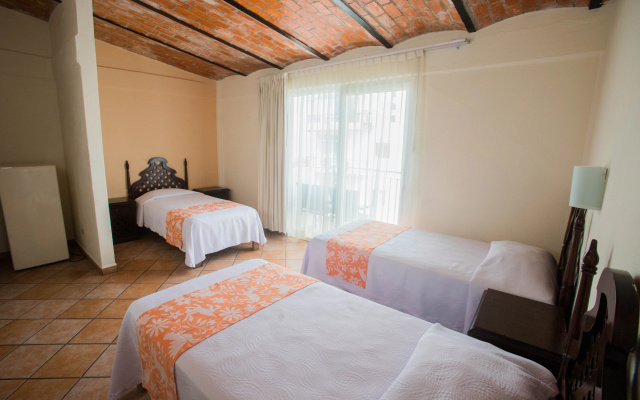 El Pescador Hotel