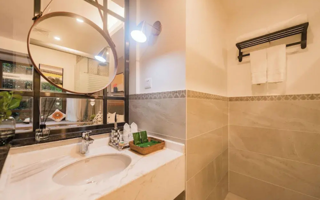 Li River Resort Villa Hotel