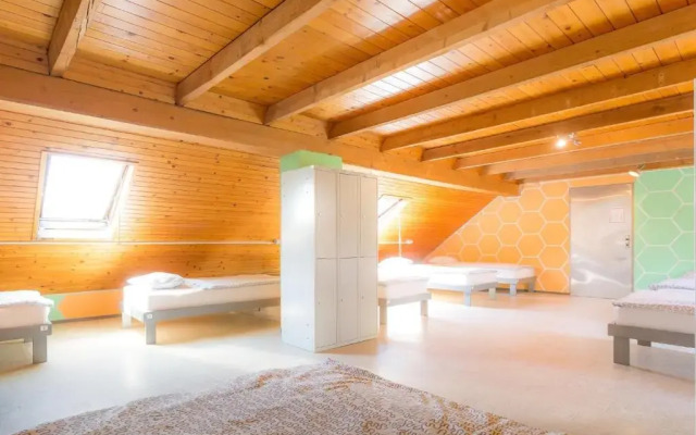 1 A Adventure Hostel