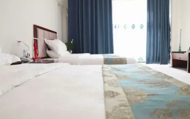 Xinzheng Taialleju Hotel