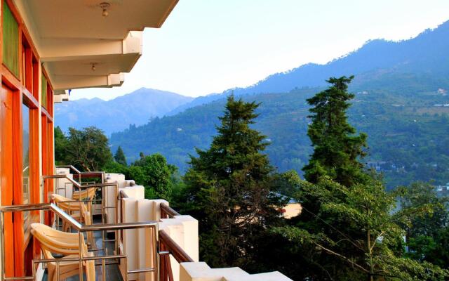 Hotel Lake Inn - A Luxury Lake View Hotel