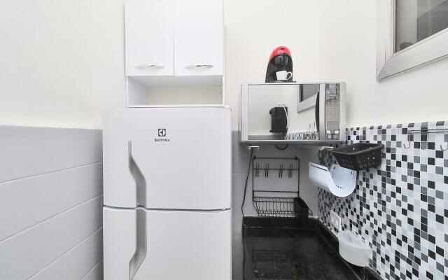 1qto a 73m Da Praia de Copacabana | Pi 7/1011