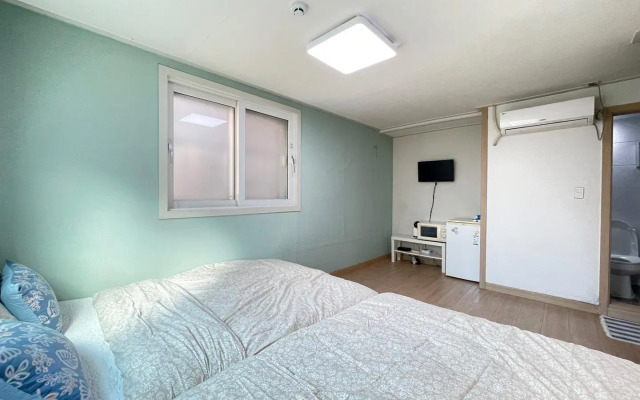 Twin Rabbit Guesthouse