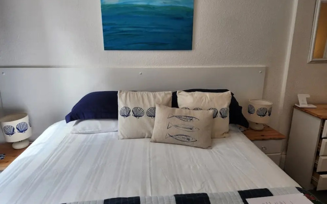 Rose Court Holiday Apartments