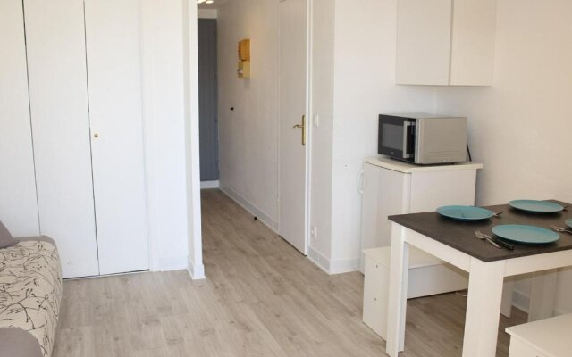 Appartement Gruissan, 2 Pièces, 4 Personnes - Fr-1-229-764