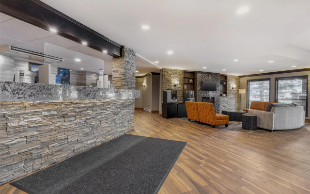 Best Western Plus Country Meadows Inn