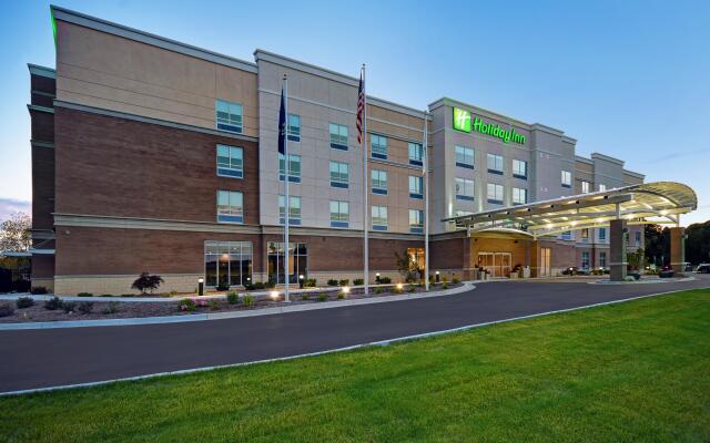 Holiday Inn Grand Rapids North - Walker, an IHG Hotel