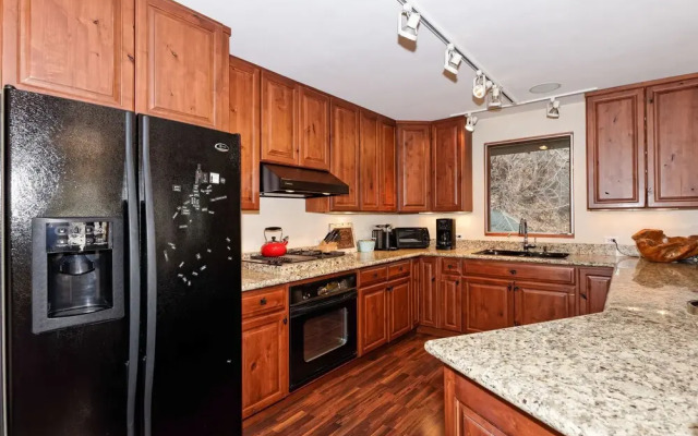 107 Aspen Mountain Rd Condo Unit 1