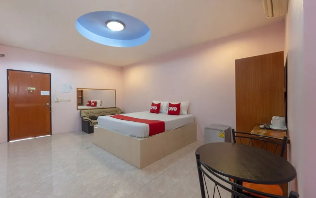 OYO 1070 Paradise Resort