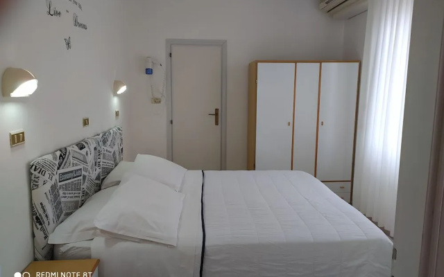 Kristalex Pet Family Hotel