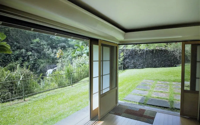 The Inn at Kulaniapia Falls