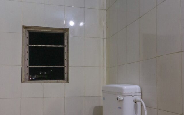 SPOT ON 35444 Hotel Nirmalya