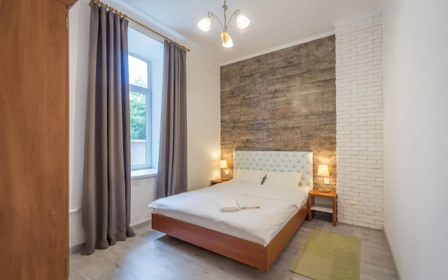 Central Dayflat Apartments