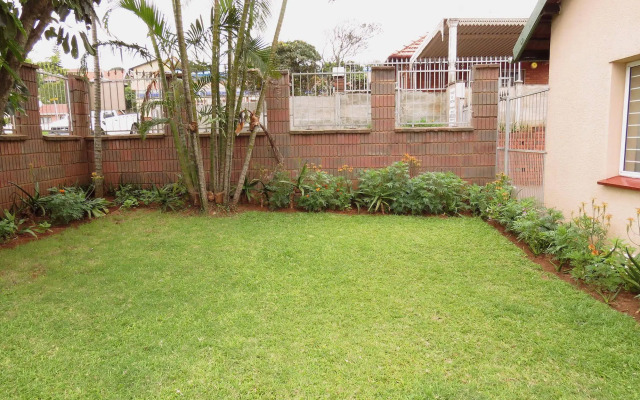 JoThams Guest House
