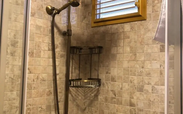 Enderun by Otantik Suites