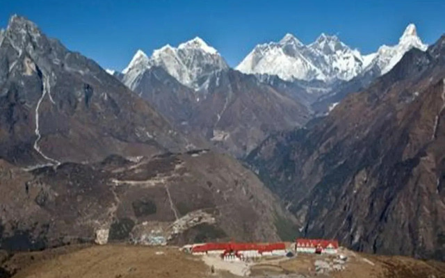Yeti Mountain Home Kongde