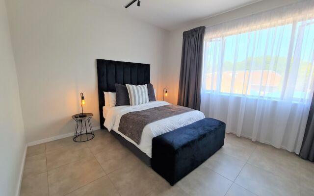 MINT Apartments Greenside