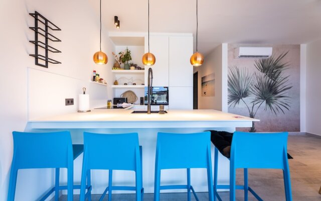 Blue Bay | The Reef