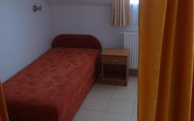 Tip-Top Apartmenthouse