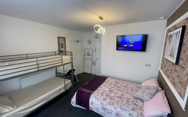 Backpackers Hotel