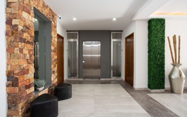 vanessa24 studio Anita204