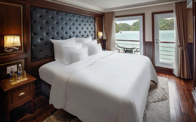 Paradise Elegance Cruise – Guest Rooms – Ha Long