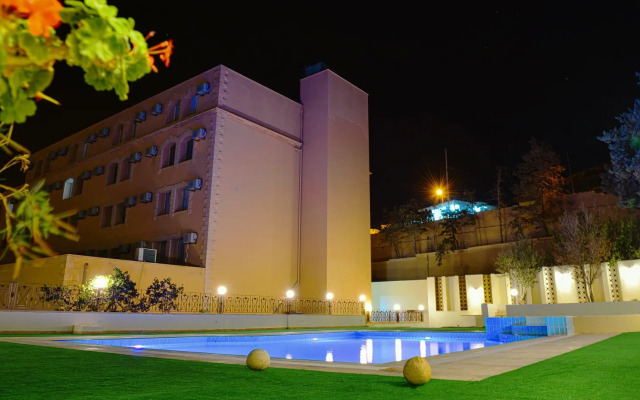 Petra castle Hotel