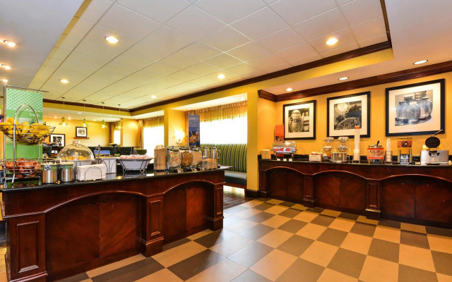 Hampton Inn by Hilton Petersburg Fort Lee