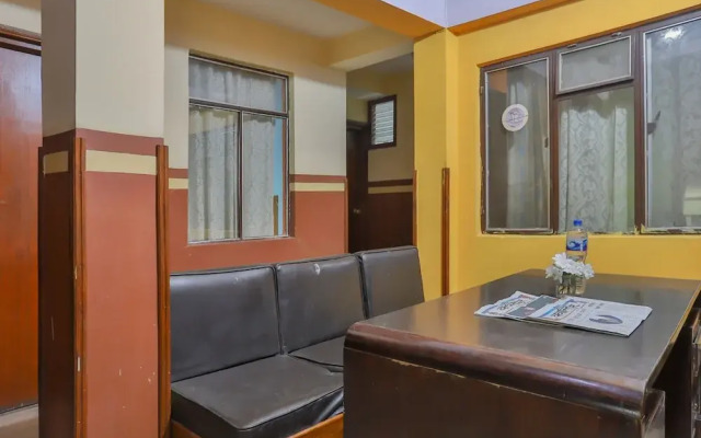 SPOT ON 694 Mandala Suites
