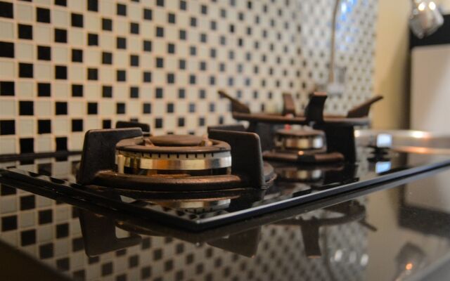 Gorgeous Studio Cinere Bellevue Apartment