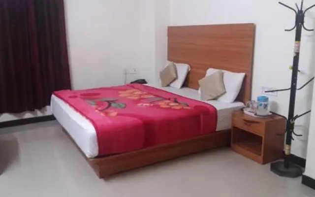 Red Star Holidays