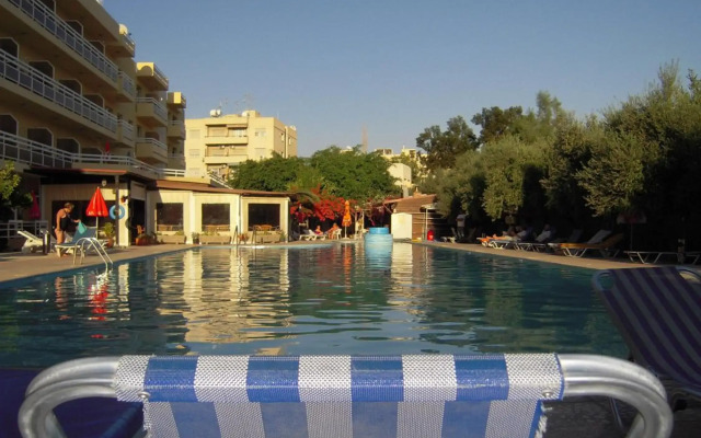 Sunquest Gardens Holiday Resort