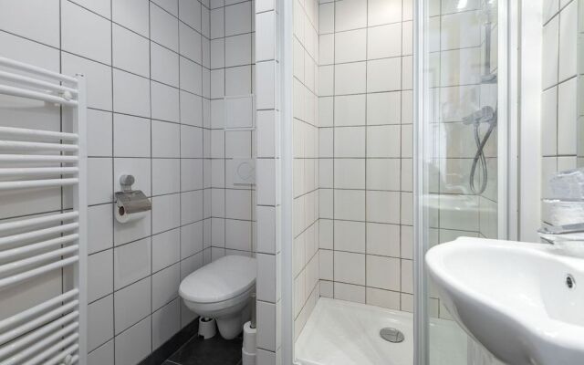 Klubhotel Le Refuge by Skinetworks