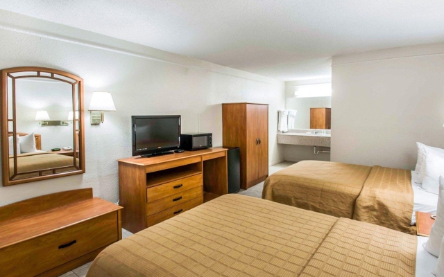 Comfort Suites Tampa Airport North