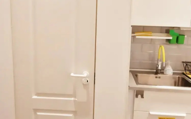 Bright Side Apartment