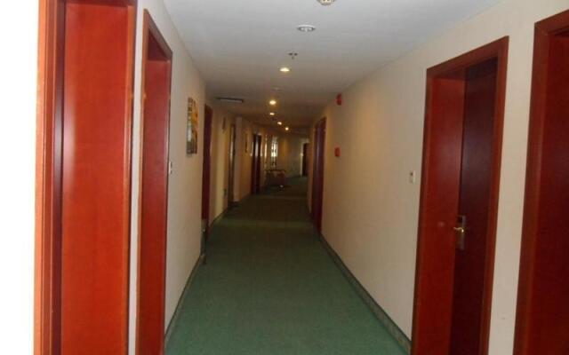 Greentree Inn Shanghai Zhujing Business Hotel