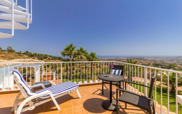 Solaga - Villa Media Luna