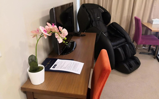 Ocean Breeze Hotel